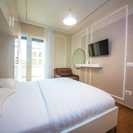 Green Terrace Apartment 4 Tirana Exteriör bild